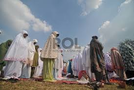 Maka hukum sholat jumat bagi wanita adalah mubah. Bolehkah Wanita Ikut Shalat Jumat Republika Online