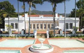 How Much Are Famous Movie Houses Worth Mansions Mansions For Sale American Mansions