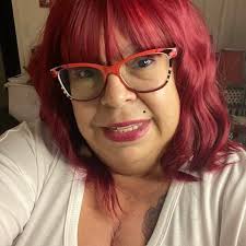 Do it...do the hustle 💃 🕺 The Hustle—also known as the New York Hustle or  Latin Hustle—emerged in the early 1970s in the South Bronx, developed by  Puerto Rican youth dancing to