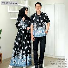 Karena penggunaan baju couple dengan tampilan baju yang sama akan membuat pasangan tersebut akan selalu terlihat serasi. Couple Batik Sarimbit Pasangan Baju Lamaran Baju 2812 Fashion Wanita 812247991