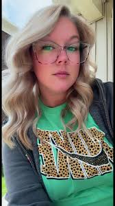 AI is weirddd!!! What am I even saying?! #aimystery #ai