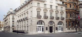 I modelli principali di contratto che possono essere stipulati fra coinquilini. London Europe Service Servizi Immobiliari A Londra