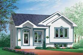 These home plans have evolved over the years to share a common design with craftsman, cottage and rustic style homes. Small Traditional Bungalow House Plans Home Design Pi 09576 12637