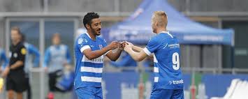 Het onderuit halen van de doorgebroken speler michael de leeuw van fc groningen buiten het strafschopgebied. Thomas Lam Stats Nieuws Bio Espn