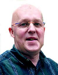 The very first fact to know about robin gonses is that he was born on 5 july 1994 in , we don't know much. Robin Gosens Tragt Sich Ins Goldene Buch Der Stadt Emmerich Ein Sympathie Trager Auf Heimatbesuch Boxenstopp Vor Der Fussball Em Emmerich Am Rhein