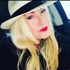 Best spot for wings in Naples besides twin peaks?! 🤗