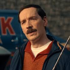 Barry Bostwick joins Grace and Frankie