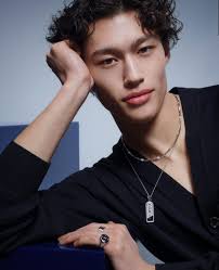 Первая мужская коллекция ювелирных украшений от Louis Vuitton