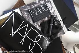 Tour the official nars store for nars' eye shadow products including duo eyeshadow, shimmer, eye paint, matte, night series, smudgeproof, and soft touch pencil. Nars Extreme Effects Eyeshadow Palette Climax Extreme Mascara The Velvet Life