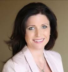 Lena Mayo's Instagram, Twitter & Facebook