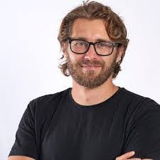 Gary Woodward's Instagram, Twitter & Facebook