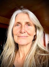 Did you know that we have followers here that live as far away as  Wellington, New Zealand? And Spain? It is great to know that people as far  as there are connecting