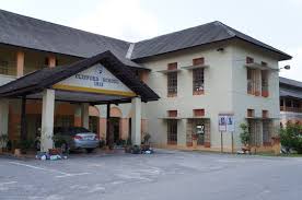 The manjung district is a district in the southwestern part of the state of perak, malaysia.the district is well known for its pangkor island, a major attraction in perak and the home of the royal malaysian navy (tldm) lumut naval base and dockyard. Kuala Lipis Izzatiyeng98