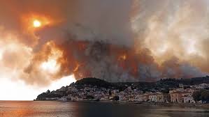 Προληπτικά εκκενώθηκε το κάμπινγκ στην αγία άννα, με τους παραθεριστές να έχουν μεταφερθεί στην παραλία, ενώ σε μήνυμα. D Jfl Am4thq M