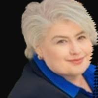 Pam Mueller's Instagram, Twitter & Facebook