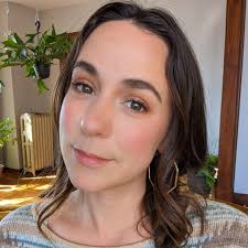 Closed** Labor Day Giveaway! We want to celebrate all the hard workers out  there just like our multitasking 2-in-1 brushes doing double shifts! 💫 ✨To  enter: Tag a hard worker and we'll