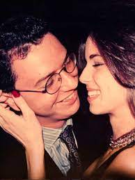 Ele fez questão de usar as redes sociais para fazer uma homenagem à esposa Ana Furtado Se Declara A Boninho Em Foto Antiga 22 Anos De Muito Amor 21 03 2018 Uol Tv E Famosos