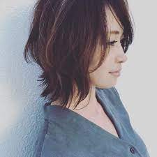 タイトな首元が色気の秘密 辺見えみりの女らしさ満載 ショート ボブヘア 髪型遍歴 髪型 ヘアスタイリング ボブヘア