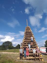 Les vosges sont familiales et offrent des domaines de ski de fond exceptionnel sans pour autant laisser en reste les skieurs alpins. 24eme Feu Des Trois Provinces Au Ballon D Alsace Remiremont Info