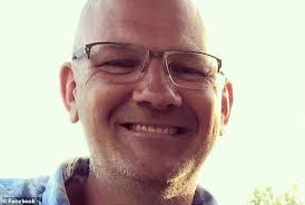 I went in for routine surgery and lost everything: Builder, 62, reveals how  he lost his business, wife and home after disgraced NHS surgeon botched his  op and removed his ENTIRE knee