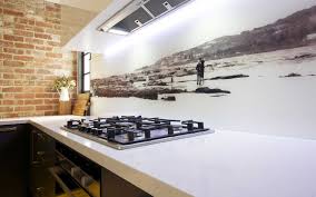 Comprising two adjacent countertops, the style suits both small and medium kitchens. Country Kitchens Rosemount Kitchens