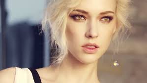 라벤호스트 클렌즈 스무디 스테파니 미초바 // Rabenhorst Commercial with Stefanie Michova