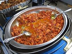 Saking enaknya saus padang, sehingga banyak kreasi makanan yang disajikan dengan pola saus padang. Balado Wikipedia Baso Minang