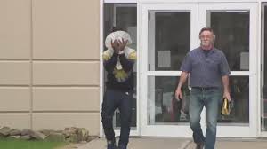 Kodak black released from prison after serving seven months. Video Kodak Black Released From Niagara County Jail Uses Money To Hide His Face 9news Com