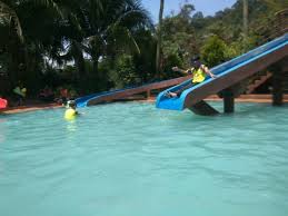 Resort ini cukup popular kerana memiliki taman tema airnya sendiri. Murah Dan Best Puas Hati Lah Mandi Manda Di Singgah Santai Resort Hulu Langat Mama Kembar Tiga