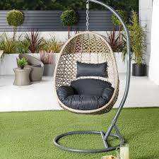 Stocks are limited, so to ensure you don't miss out, we recommend visiting aldi as early as possible when new special buys™ go on sale. Aldi S Popular Hanging Egg Chair Is Returning Online This Weekend But You Ll Need To Be Quick Mirror Online