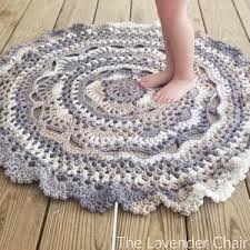Single crochet stitches create a dense fabric that makes a sturdy rug. 26 Creative Crochet Rug Patterns Allfreecrochet Com