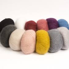 Silk fiber will be collected during the moth stage of silkworm, and each cocoon produces about 1,000 yards of silk fibers. Kid Silk Garn Wolle Hobbii Hobbii De