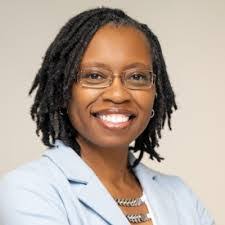 Ursula Willis's Instagram, Twitter & Facebook