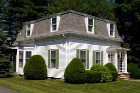Toiture Mansardee Quel Budget Au M2 Pour Un Toit A La Mansart Toiture Toit Styles De Toit