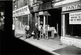 Walker Evans Blue Faun Bookshop 3rd Avenue New York C 1950 C Walker Evans Archive The Metropoli Walker Evans Photography Walker Evans Make Pictures