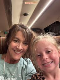 Found one! Thanks lib for the selfie pic!!!