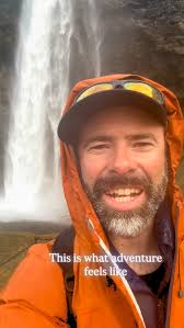 The Aurora shining brightly over the adelaide hills this morning (3:30am  11th of October)