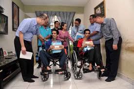 Pejabat perkeso hanya menerima pembayaran melalui cek atau kiriman wang pos sahaja. Kembar Alami Penyakit Saraf Terima Pencen Ilat Perkeso Utusan Borneo Online