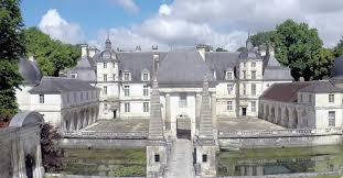 Schauen sie sich 62 bewertungen und 184 authentische fotos von restaurants in der nähe von chateau de tanlay in tanlay, frankreich an. Chateau De Tanlay Video Dailymotion
