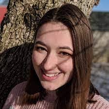 Lillian Spencer's Instagram, Twitter & Facebook