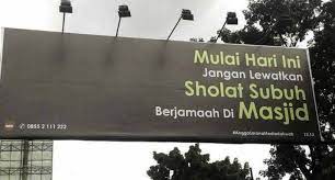 Rcti dan billboard indonesia mempersembahkan billboard indonesia music awards 2020 sebagai ajang penghargaan dan bentuk apresiasi kepada musisi rcti bersama billboard indonesia sangat bangga bisa mempersembahkan sebuah penghargaan musik kelas dunia untuk pertama kalinya di. Contoh Terbaek Billboard Indonesia Viral Media Johor Facebook