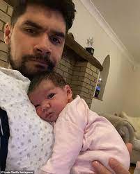 Louis formally announced his retirement from gymnastics in 2018 as he. Louis Smith Cradles Baby Daughter Marley Three Weeks After Welcoming His First Child Aktuelle Boulevard Nachrichten Und Fotogalerien Zu Stars Sternchen