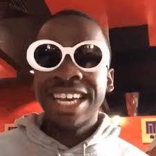 Carissa Bush's Instagram, Twitter & Facebook