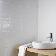 We know how difficult it can be to lock in selections for a kitchen… it's that constant battle between wanting to create a space you love and that has a bit of wow factor, balanced with trying to create a space that won't date too quickly! Hampton Ripple White Gloss Ceramic Wall Tile Pack Of 10 L 250mm W 400mm Diy At B Q