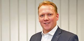 Lutz A. Schneppendahl verstärkt Führungsteam
