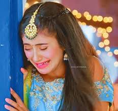 Shivangi joshi instagram everyday casual outfits stylish dp kaira yrkkh kartik and naira mohsin khan cutest couple ever tv actors together forever. Pin On Style Picks