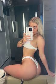 Celebs of the Galaxy on X: Katie Sigmond t.coD4gqF1iuqw  X