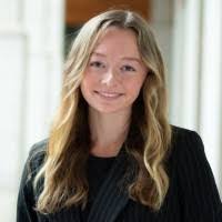 Ella Frey's Instagram, Twitter & Facebook