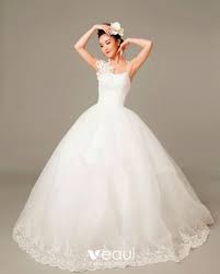 Hochwertige hochzeitskleider in großer auswahl an brautkleider brautjungfernkleider,blumenmädchenkleider und mehr modische hochzeitsmode. Applique Sicke Spaghettitragern Tulle Ballkleid Hochzeitskleid Brautkleid