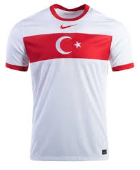 Vous êtes à la recherche de la tenue de la sélection nationale que vous supportez ? Tous Les Maillots Euro 2020 2021 Des Selections Domicile Et Exterieur